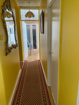 Avenue House, Cazenove Road, London photo 5