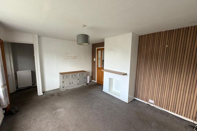 72, Crewe Road, Castleford photo 4