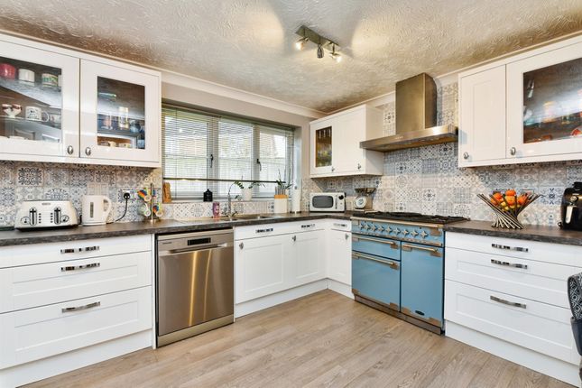 4, Shoscombe Gardens, Frome photo 2
