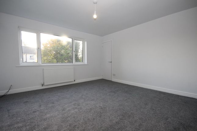 8 Beacon Road, Wigan photo 5
