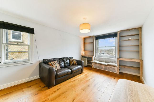 Flat to rent in Kentish Terrace, Fortess Road, Kentish Town