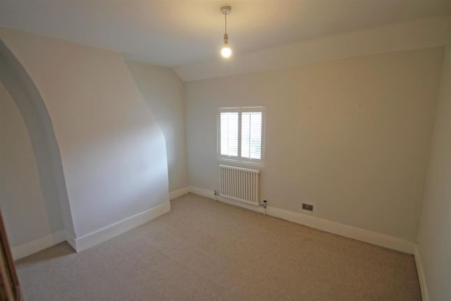 Terraced house for sale in The Grove, Bedford