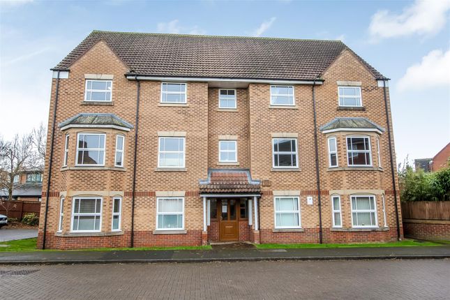 Thumbnail Flat for sale in Weavers Green, Northallerton