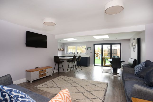 End terrace house for sale in Calgary Gardens, Liphook