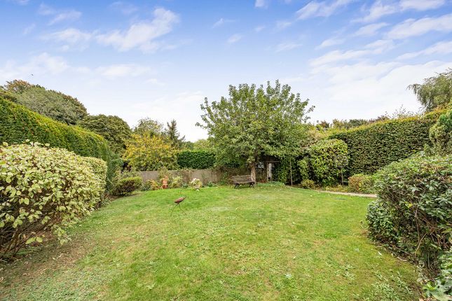 Downlands, Plomer Green Lane, Downley photo 2