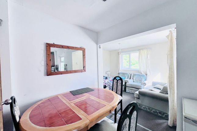 41 Dorket Drive, Nottingham photo 3