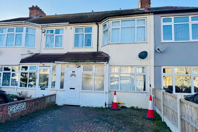 3-bed terraced on 35, Manor Avenue, Hounslow, £575,000