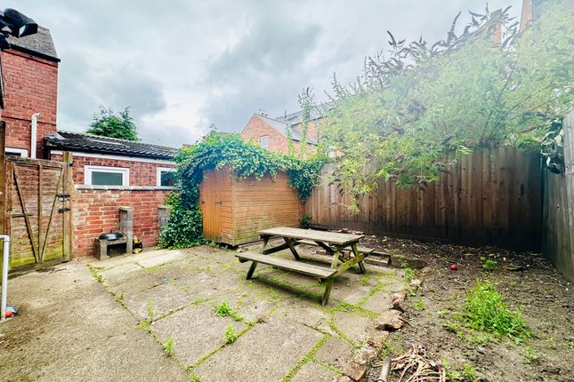 6 Elmsthorpe Avenue, Nottingham photo 4