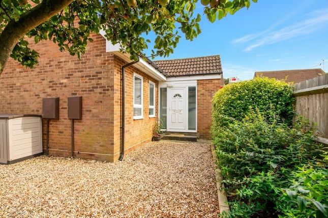 1-bed house on 6 Mountsfield Close, Newport Pagnell, £230,000
