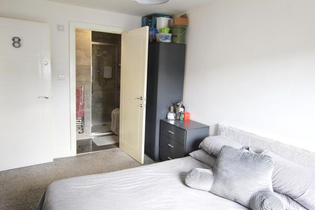 Room 8 8, Dodisham Walk, Bristol photo 3