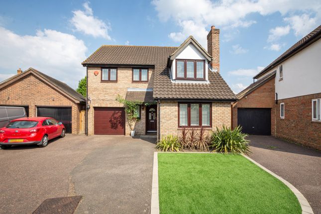Thumbnail Detached house for sale in Maple Leaf Drive, Sidcup