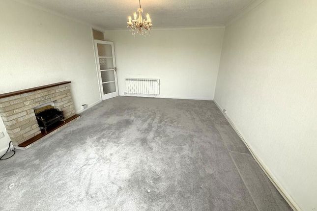 Flat 56 Mildenhall, 25 - 27 West Cliff Road, Bournemouth photo 4