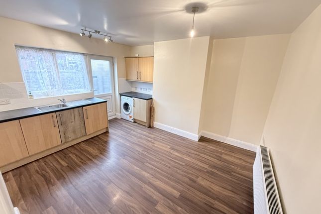 25, Goodman Street, Blackley photo 4