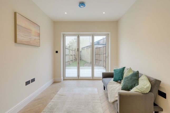 49 Springrice Road, Hither Green photo 3