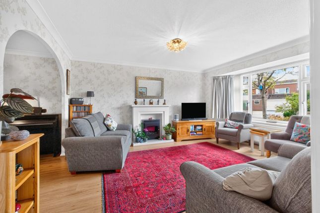 13, Nairn Close, York photo 2