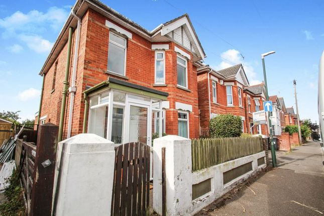 Detached house to rent in Hankinson Road, Winton, Bournemouth