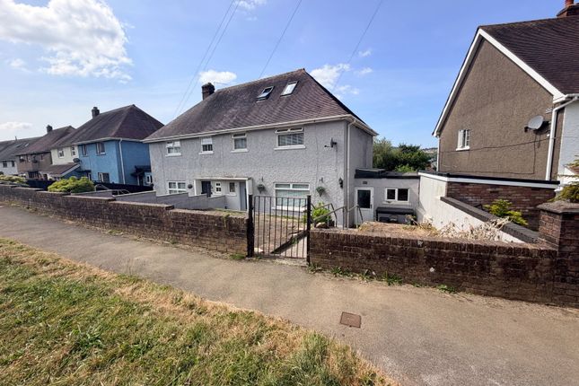 31, Christopher Road, Maesteg photo 2