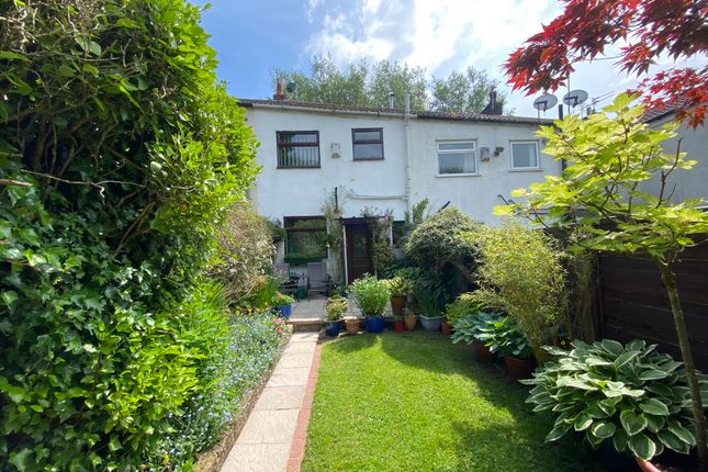 261, Bamford Road, Heywood photo 2