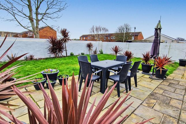 64, SANDPIPER ROAD, PORTHCAWL photo 2