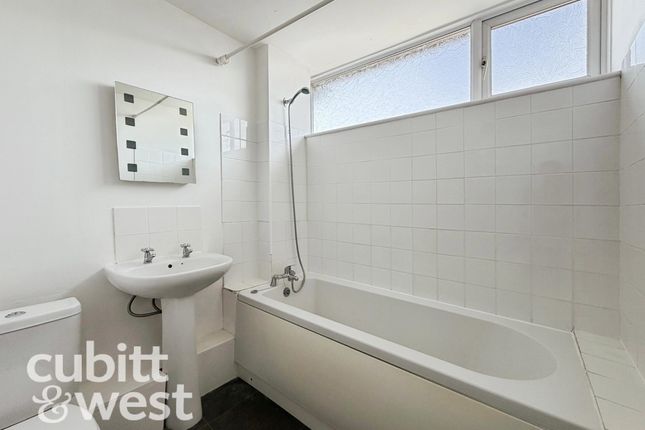 Flat D, 199, Highland Road, Southsea photo 4