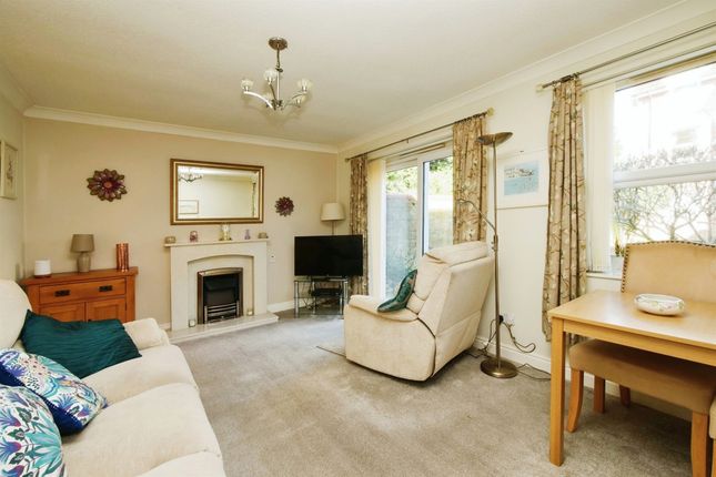 Flat for sale in The Village, Haxby, York