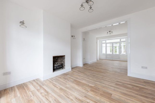 Property to rent in Cranston Gardens, London