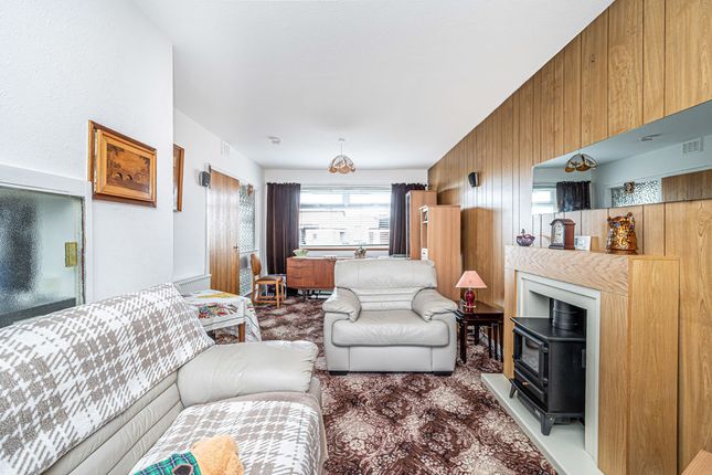 28, Katrine Crescent, Kirkcaldy photo 4
