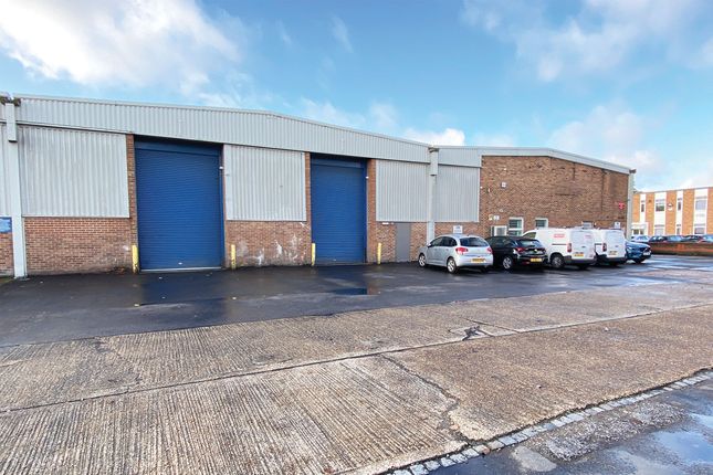 Thumbnail Industrial to let in Unit 21/22, Botany Trading Estate, Sovereign Way, Tonbridge