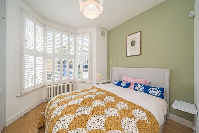 25A, Elcot Avenue, London photo 4