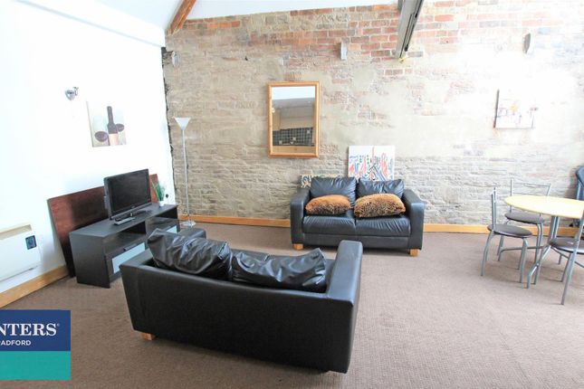 80, Broadgate House, Bradford photo 4