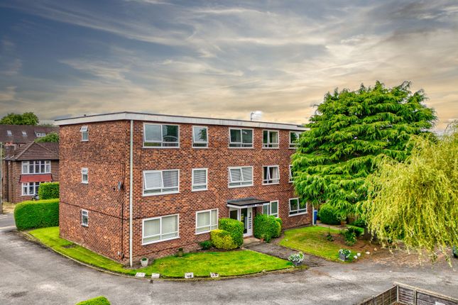 Flat for sale in Arran Court, Cheadle Hulme