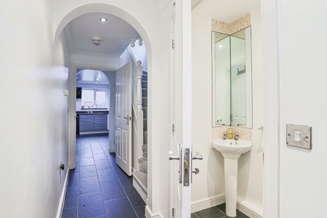 Town house for sale in Hazel Mews, Leeds
