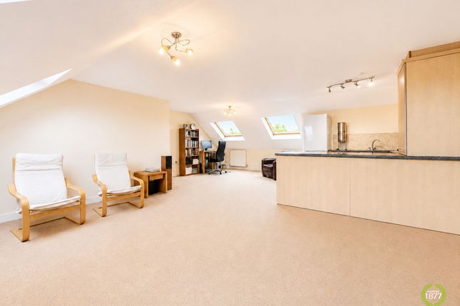 Apt 7, 18 Honeysuckle Court, Accrington photo 4