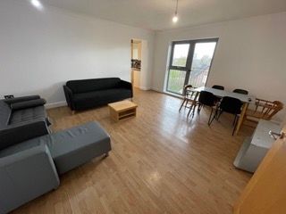 25 Mandara Point, Drapers Fields, Coventry photo 3