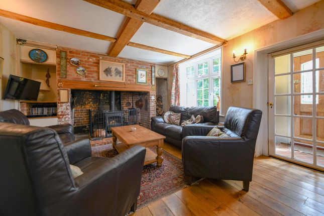 Bolton Farmhouse, Rose Lane, Lenham Heath photo 2