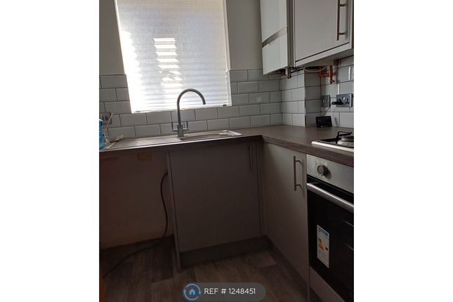 Heron Drive, Bushmead, Luton photo 2