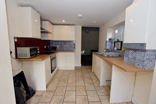 34, William Street, Bognor Regis photo 5