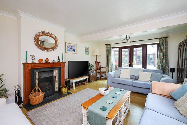 Sunnycroft, Two Mile Ash Road, Horsham photo 4
