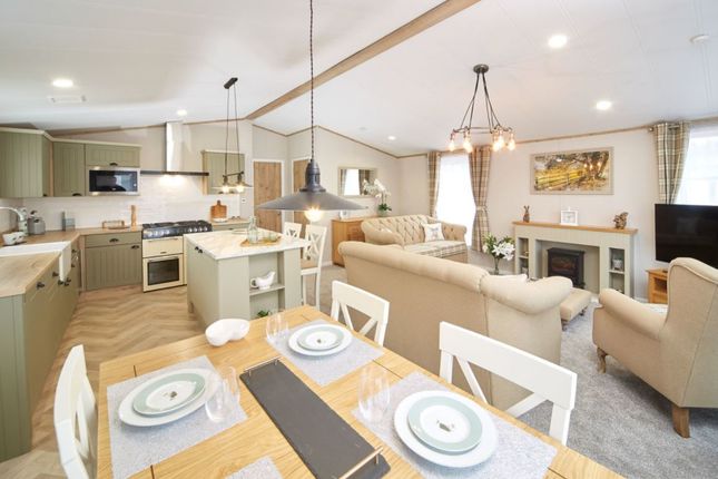 Thumbnail Lodge for sale in Padstow Holiday Village, Padstow, Cornwall