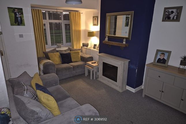 Monmouth Grove, Newton Le Willows, St. Helens photo 2