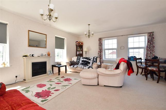 Flat for sale in Madeira Road, Littlestone, New Romney, Kent