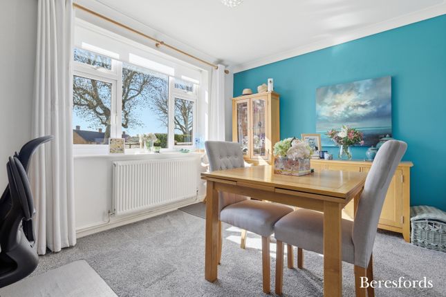 42, Leamington Road, Romford photo 3
