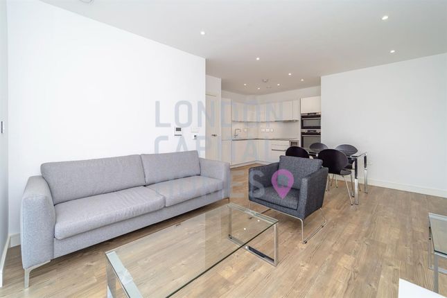 Apartment 33, Gordian Apartments, 34 Cable Walk, London photo 2