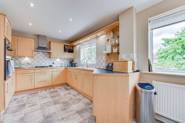 4 Bowline Close, Sandbach photo 3