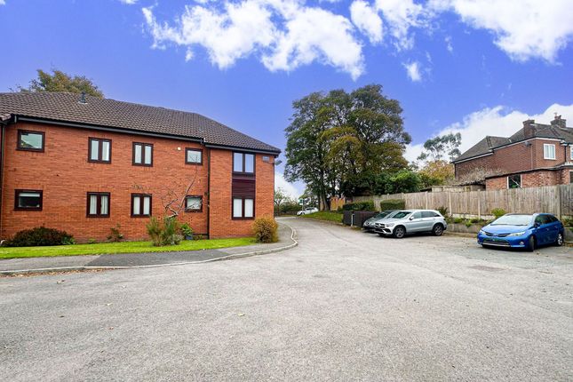 15 Village Court Thingwall Road, Wirral photo 3