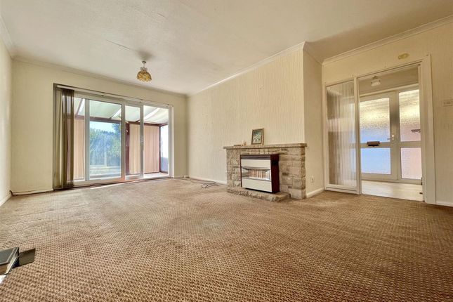 103 Chafeys Avenue, Weymouth photo 2