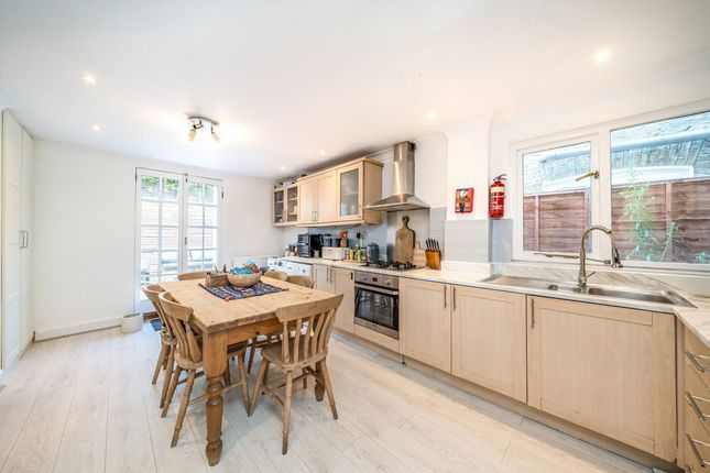 34, St. Alphonsus Road, London photo 4