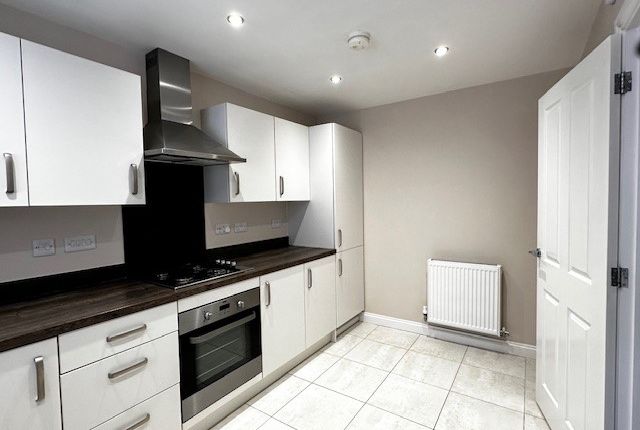 9, Spire View, SPALDING photo 3