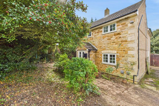 Cam02313G0-Pr0095-Still040