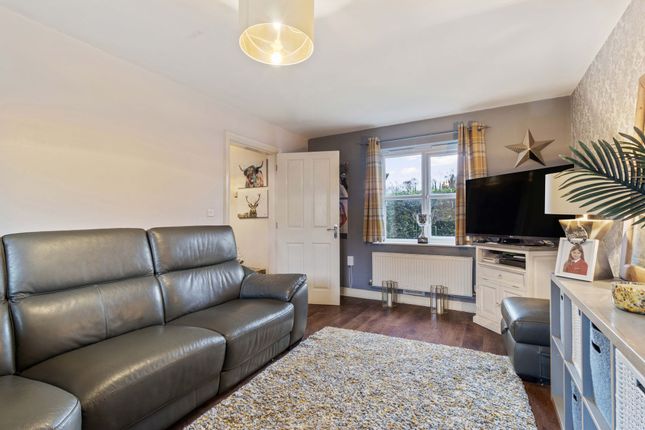 2 Telford Close, Warrington photo 4